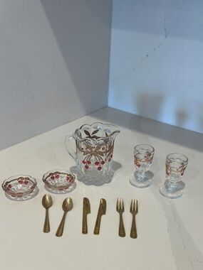 Pleasant company 1995 Samantha America girl Victorian lemonade set